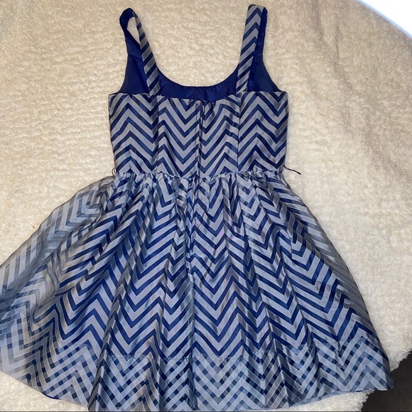 Teeze Me Short Cocktail Dress - Picture 6 of 7